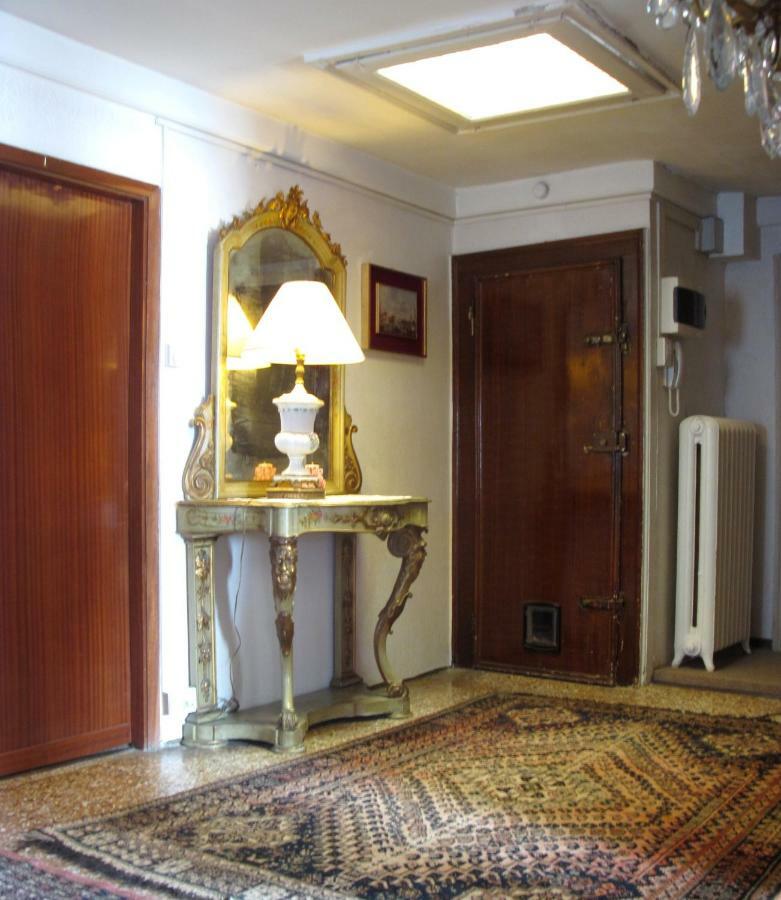Bed and Breakfast Dorsoduro461 Venecia Exterior foto