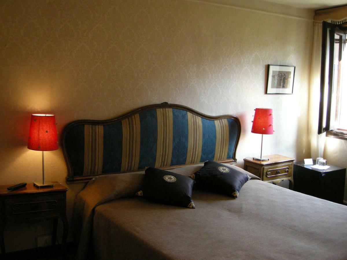 Bed and Breakfast Dorsoduro461 Venecia Exterior foto